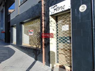 Location Local commercial à A Carballeira. Local de negocio