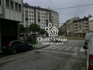 Local Comercial en Couto. Local de negocio zona pabellon remedios