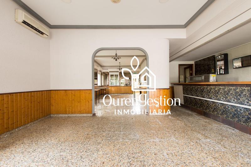Foto 0d7c37b8-e777-475b-a96b-eb881107203f. Local comercial parrillada en As Lagoas Ourense