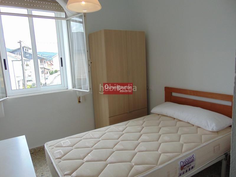 Foto 7b7a5c3a-76b9-460a-8fe4-4146d9946076. Alquiler piso  cuatro dormitorios proximo Universidad en Ourense