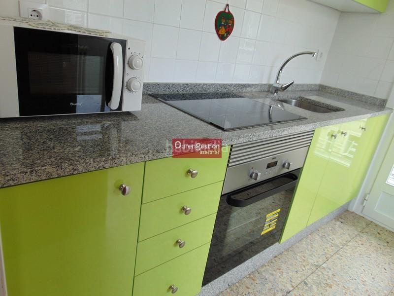 Foto bc0ceed4-5f93-4946-a7b9-23839e30b647. Alquiler piso  cuatro dormitorios proximo Universidad en Ourense