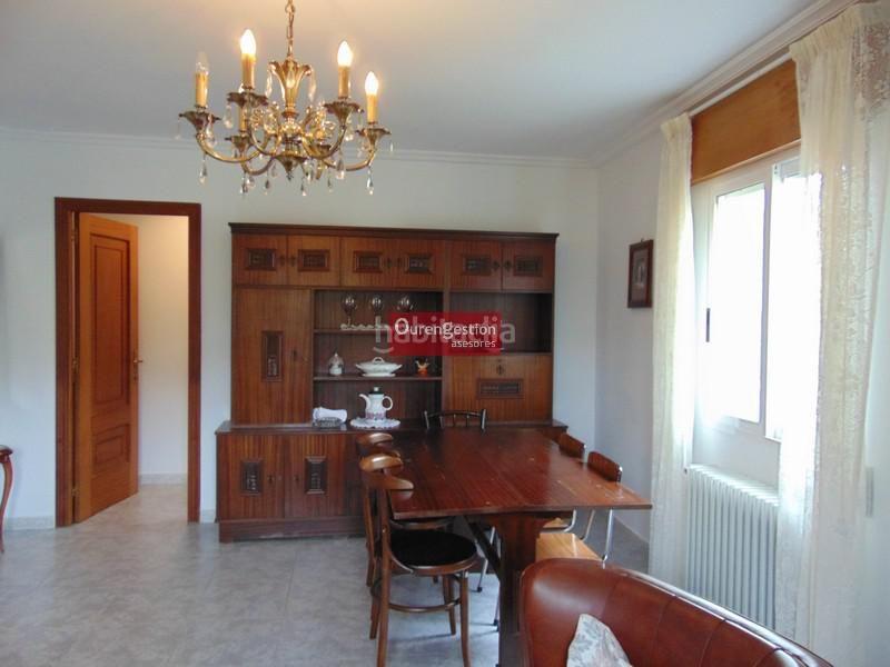 Foto cee2cd67-79c1-401e-9d22-6302dbf83b7b. Alquiler piso  cuatro dormitorios proximo Universidad en Ourense