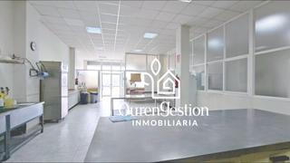 Geschäftsraum in Posío. Bajo acondicionado y con salida de humos