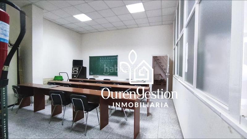 Foto 8ce31b7d-e0dd-4fd4-9b7d-73c3b5f88f2b. Local comercial local acondicionado y con salida de humos en Ourense