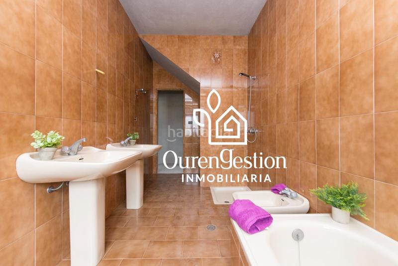 Foto c3d1174b-ff0f-4dc7-9fcf-ef5d84e4fda6. Casa amplia casa en barbadas, zona piñor oportunidad única en Barbadás