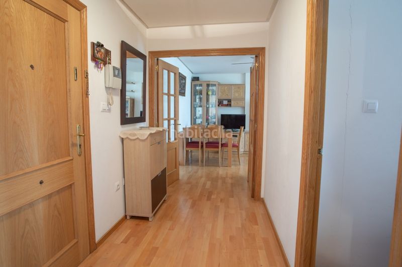 Foto acb32703-eebc-4fd2-937f-971fcb732005. Dúplex en avenida 32870 65 dúplex fondevila en Lobios