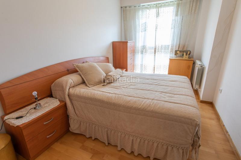 Foto dcb1c89b-3028-402f-b9f0-7d5e392a7c65. Duplex in avenida siera 65 in Lobios