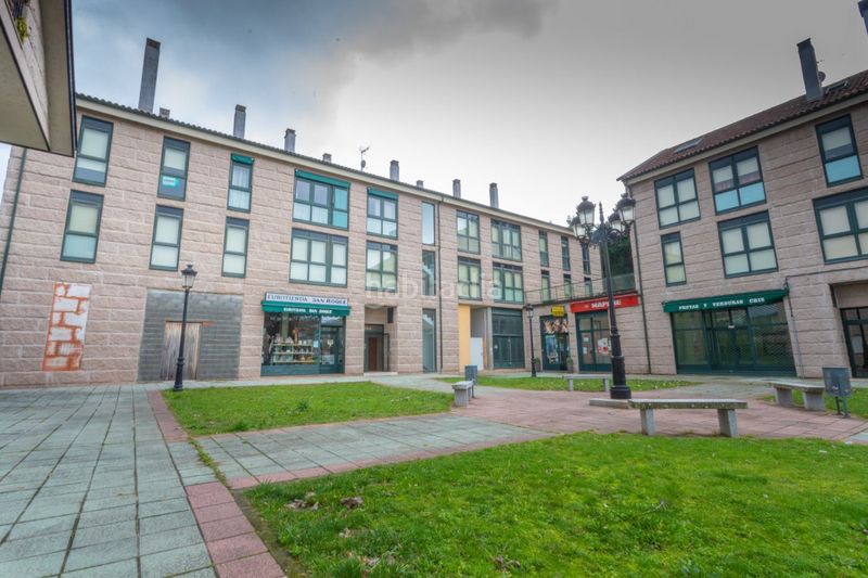 Foto f63d37cb-7611-40f6-b437-9480b71a1c41. Dúplex en avenida 32870 65 dúplex fondevila en Lobios