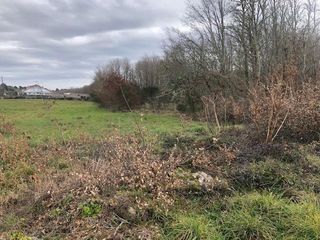 Wohngrundstück in Liñares. Terreno urbano en amoeiro