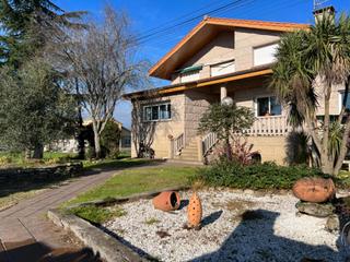 Casa en Os campos 23. Casa de piedra os campos looa