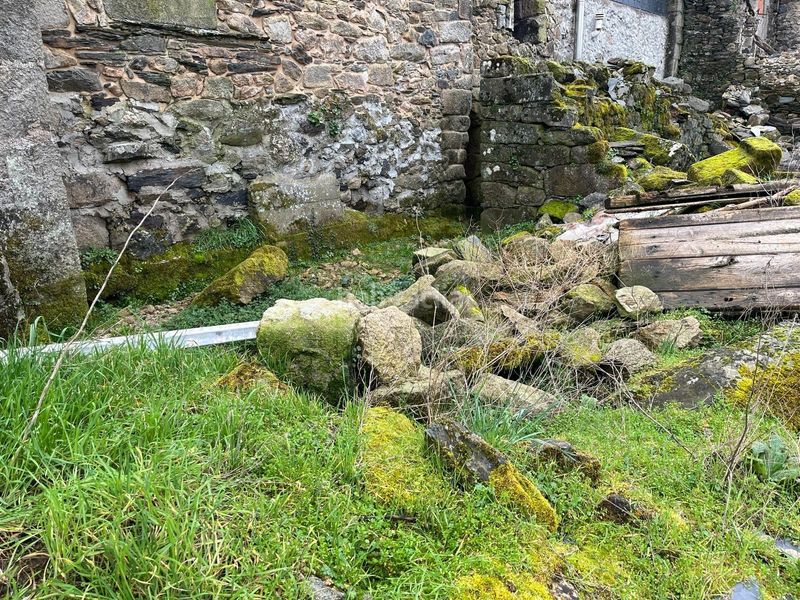 Foto b962b022-b16f-4cc1-b960-0b2ce0d5ec49. Casa a maior 13 a Gudiña (A)