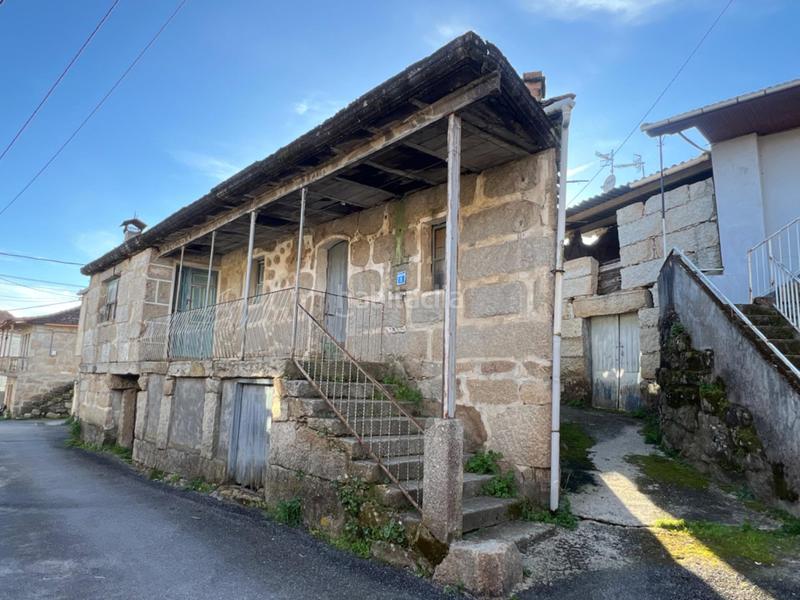 Foto 886ba53b-3c9a-441b-bc05-94d7d2e459d3. Casa en calvos a-castroverde casa para reforma integral a 14 minutos de ourense en San Cibrao das Viñas