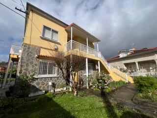 Xalet en Calle solana 4. Casa con terreno en carballio