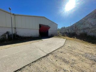 Miete Fabrikhalle in Poligono barreiros 52. En alquiler nave industrial de 950m2