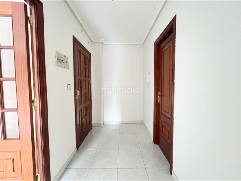 Foto b5bbfffe-7663-438c-a0d5-5c7860a6d793. Pis a calle diputacion 19 a Verín