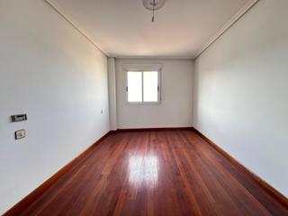 Etagenwohnung in Calle diputacion 19. En venta apartamento en pleno corazon de verin