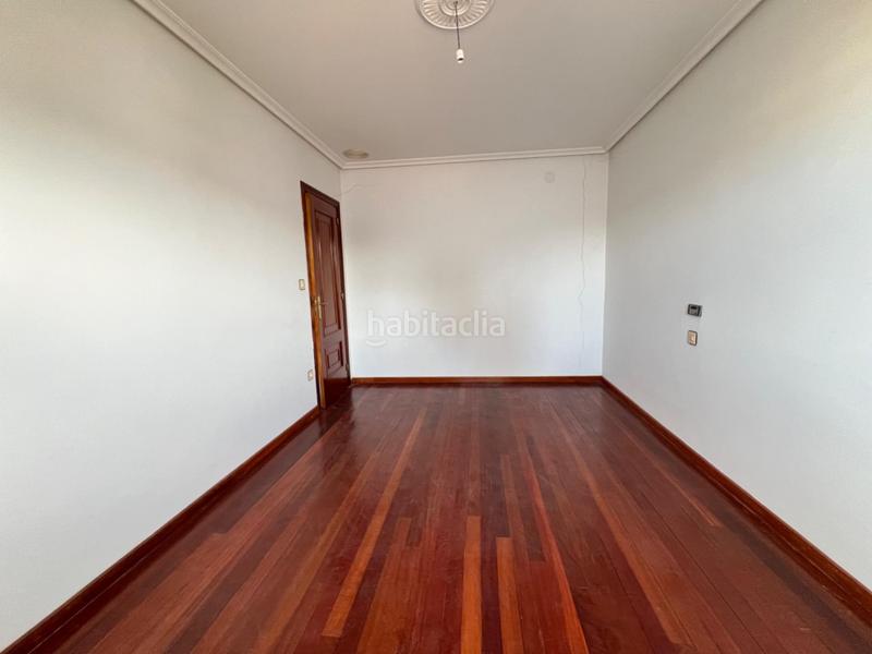 Foto cd91f138-fa03-4615-ac92-c311ba6d539f. Piso en calle diputacion 19 en venta apartamento en pleno corazon de verin en Verín