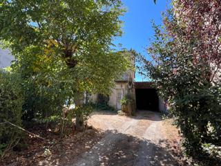 Haus in Constitucion 12. Casa con finca para reforma en el centro de verín