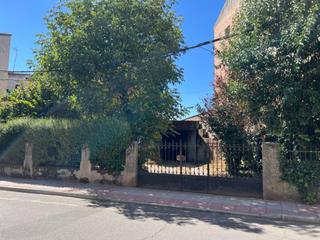 Maison à Constitucion 12. Casa con finca para reforma en el centro de verín