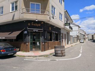 Rent Business premise in Curros enriquez 2. Restaurante  brasería en alquiler en verín