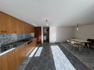 Masia a Vilar 62. Casa semi reformada en vilar