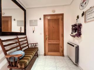 Pis a Calle h moreno romero 24. Amplio y luminoso piso en el centro de verín