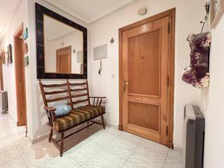 Appartamento en Calle h moreno romero 24. Amplio y luminoso piso en el centro de vern