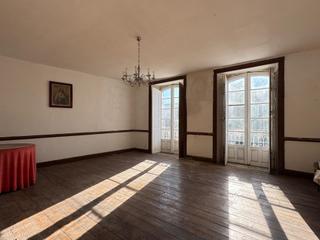 Edifici a Alameda san rosendo 12. Casa unifamiliar ideal para inversores