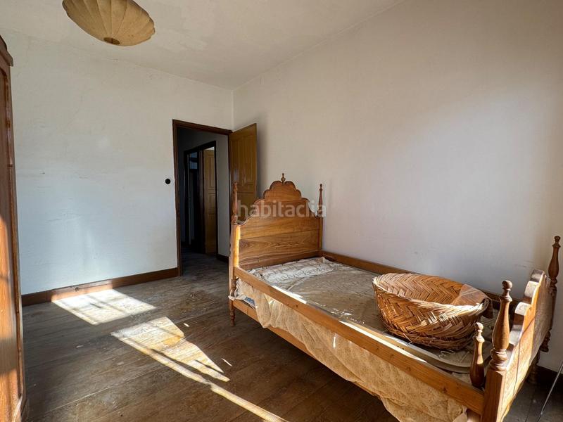 Foto a2bffcf6-d426-48f7-a2ac-acf74c9a77e9. Edificio en alameda san rosendo 12 casa unifamiliar ideal para inversores en Xunqueira de Ambía