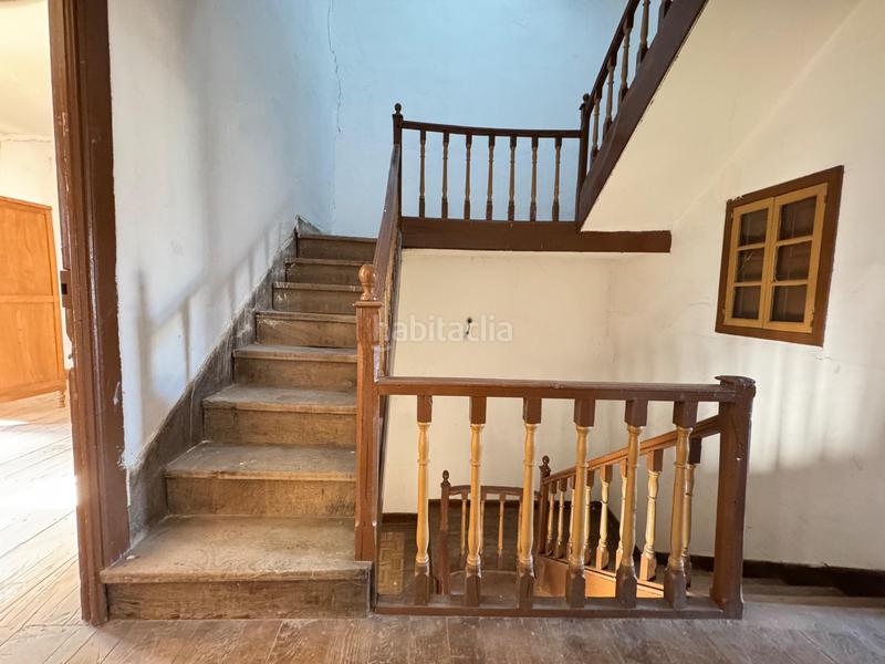 Foto a615a4fa-df3f-4ec9-b624-33b66327efa6. Edificio en alameda san rosendo 12 casa unifamiliar ideal para inversores en Xunqueira de Ambía