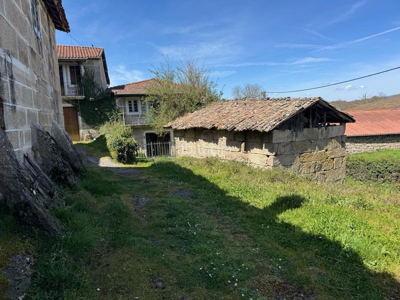 Foto 0a9f30e4-3c85-43ae-8a74-bef31ed2e625. Casa a Vilar de Barrio