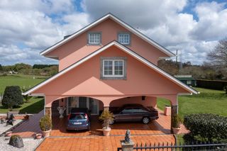 Chalet à Pontes de García Rodríguez (As). Casa con jardín en as pontes