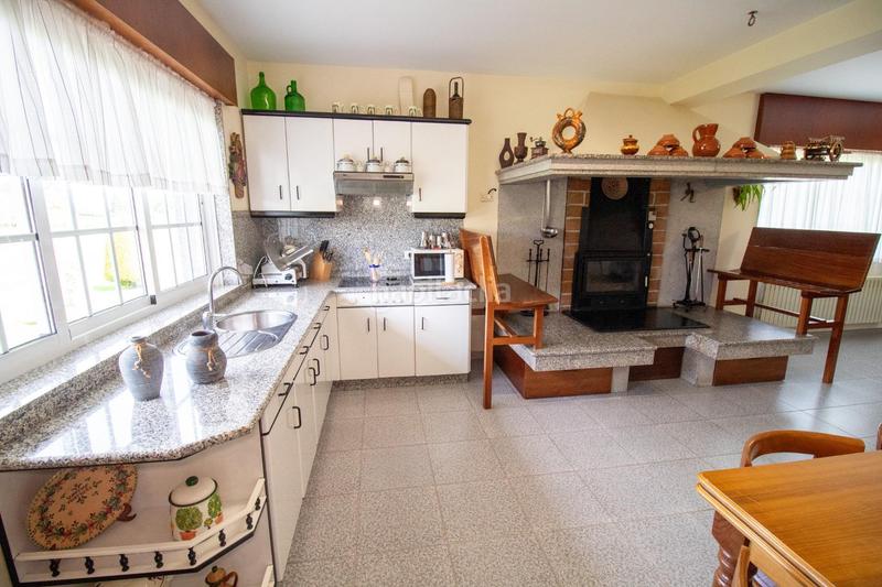 Foto 99fcbd01-184c-4900-b642-73b4840a0cde. Xalet amb calefacció aparcament a Pontes de García Rodríguez (As)