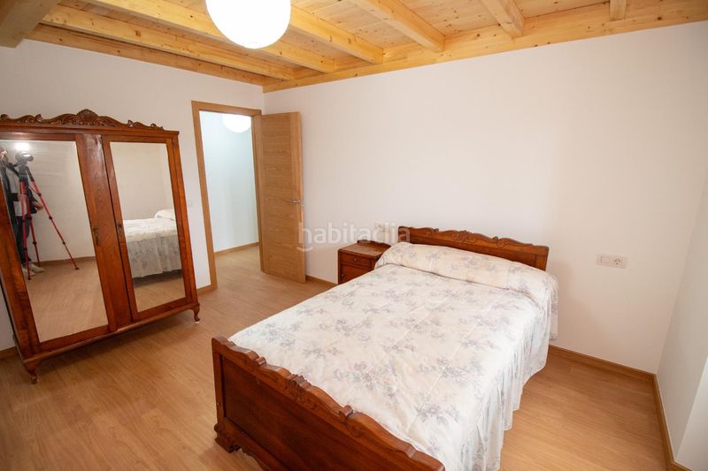 Foto d3330fff-0538-415d-b0e4-8c9cc8f60057. Masia amb aparcament a Vilalba