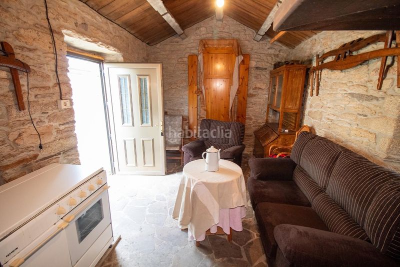 Foto f0f26f59-445c-4f8a-a369-fdfbd72cd303. Masia amb aparcament a Vilalba