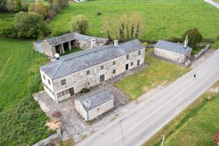 Masia en Vilalba. Se vende casa de piedra en lanzos, villalba lugo