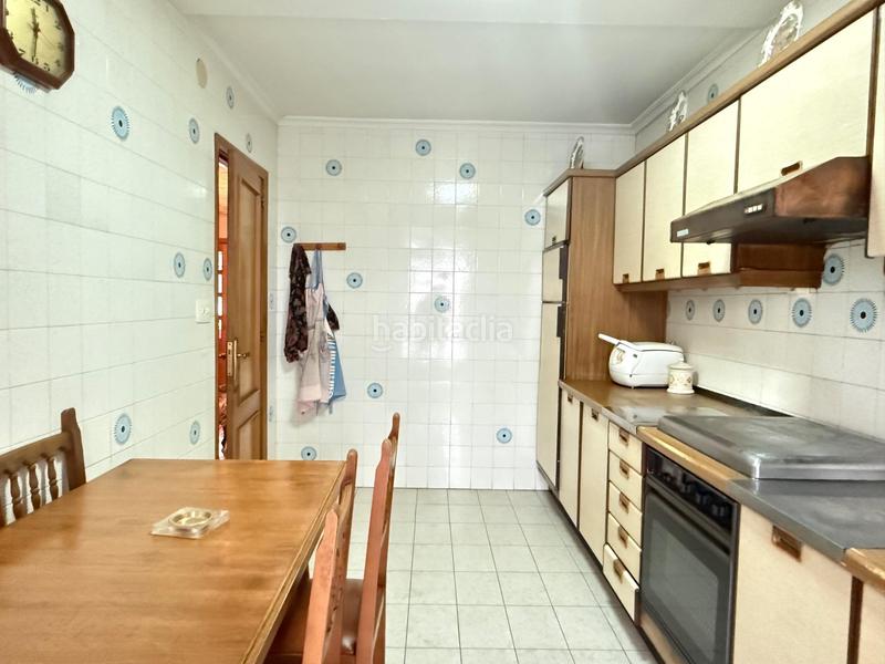 Foto dd2cd288-9e36-4a76-a875-fc9dba64adea. Edificio en rua muralla 42 venta de casa unifamiliar en Verín