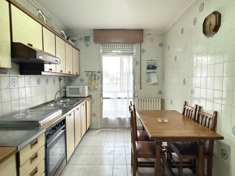 Foto e27c9693-d549-4ad0-95de-b626866a8bb4. Edificio en rua muralla 42 venta de casa unifamiliar en Verín