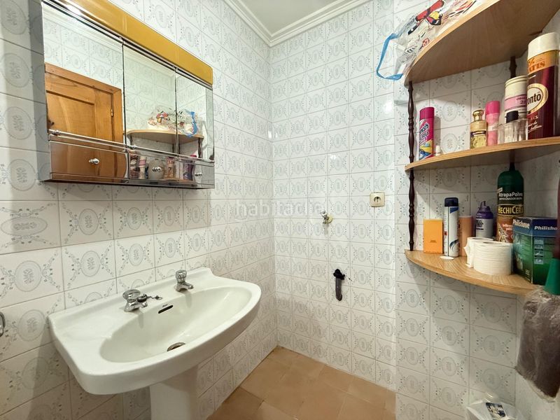 Foto 5c72d0fd-db1d-41c8-a0d7-0f97f7877a2b. Edificio en rua muralla 42 venta de edificio con finca en Verín