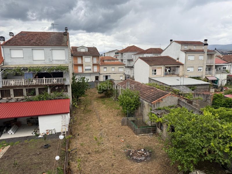 Foto 6f80e1b2-5a0c-4429-bd58-7177de321d6f. Edificio en rua muralla 42 venta de edificio con finca en Verín
