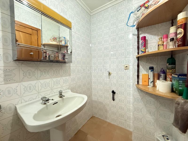 Foto c6dd5f3b-f7f4-4519-9c02-2e0c6998c688. Edificio en rua muralla 42 venta de edificio con finca en Verín
