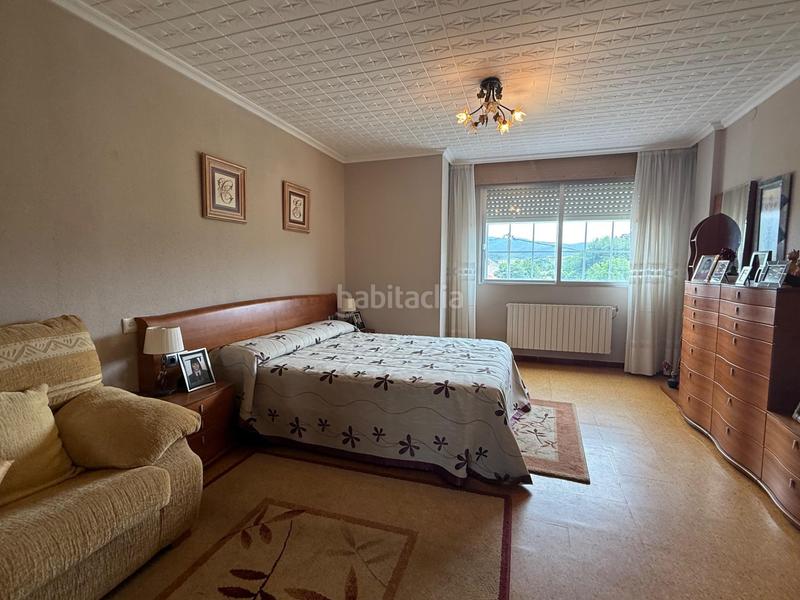 Foto e3fc7b8f-378e-4cc5-94f7-420b3e51fe59. Casa venta de edificio unifamiliar en Monterrei
