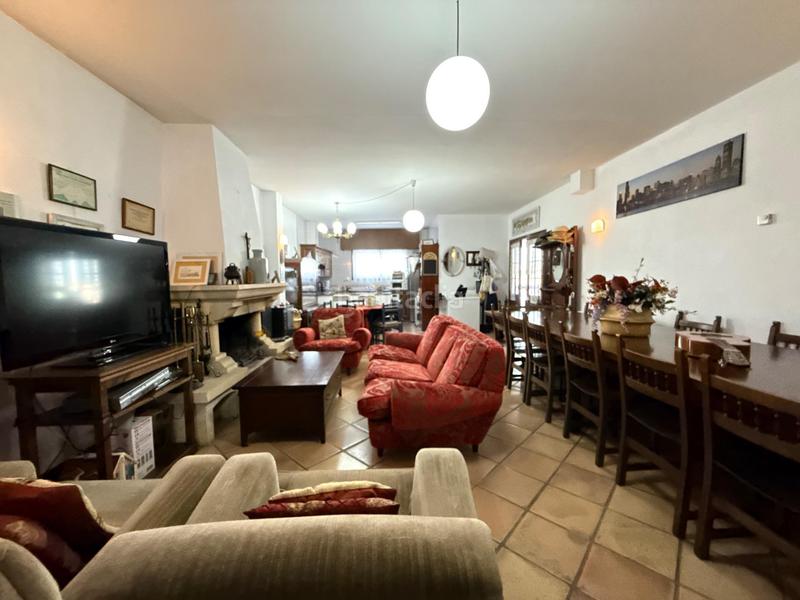 Foto de23b15e-5d69-4e1e-bafd-6fa5403d5447. Casa en venda (a)-san martiño 71 casa con terreno y piscina en a derrasa en Pereiro de Aguiar (O)