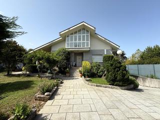 Casa a Venda (a)-san martiño 71. Casa con terreno y piscina en a derrasa