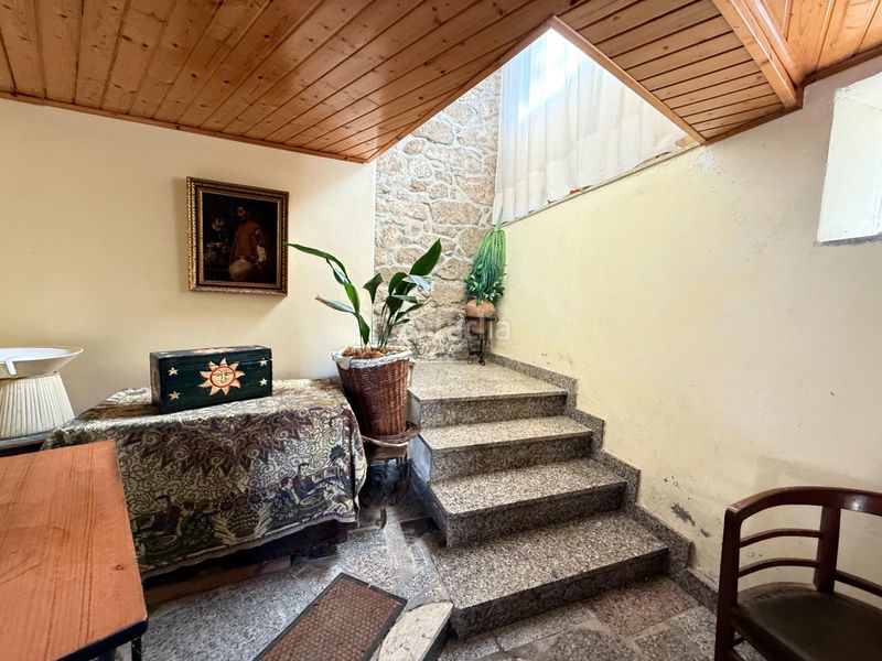 Foto 00f3683c-4e08-463b-9a57-b2dcbade7568. Casa amb calefacció a Pantón