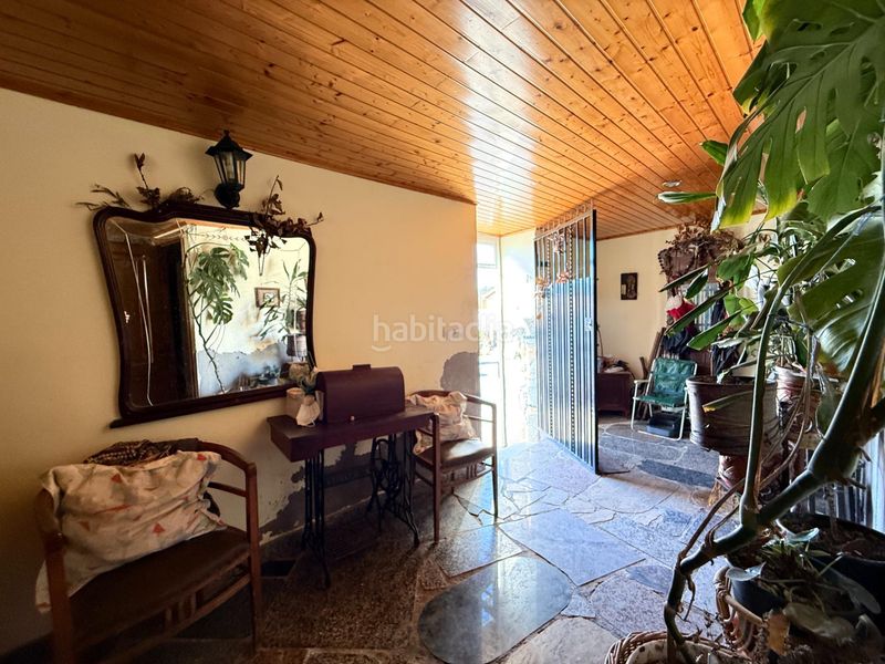 Foto 0971a15a-59f8-4a6d-af7a-a4bcd3f10396. Casa amb calefacció a Pantón