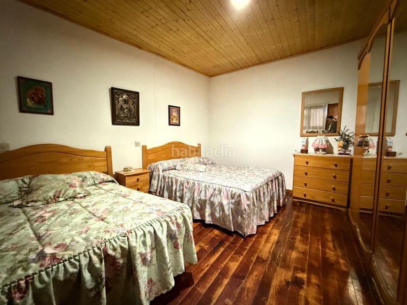 Foto 9de649d2-9129-4621-8bbd-8f6a1ac66448. Casa amb calefacció a Pantón