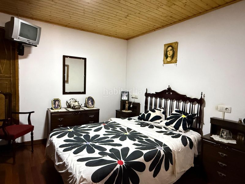 Foto a0ef8fc4-d286-482a-afdd-0f2657520303. Casa amb calefacció a Pantón