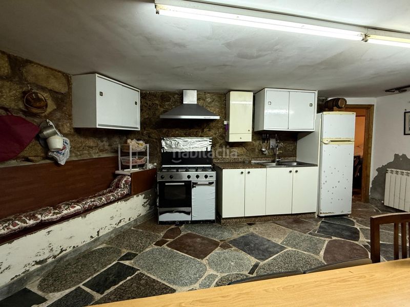 Foto a10502fe-57c2-477d-8218-e80af4241466. Casa amb calefacció a Pantón
