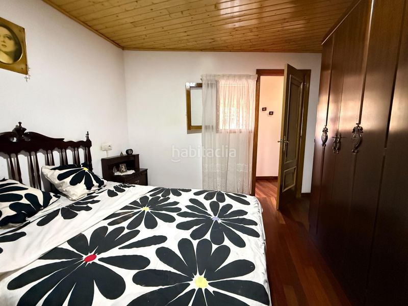 Foto a3174e56-fd01-4d28-94f5-e73e390cfee2. Casa amb calefacció a Pantón